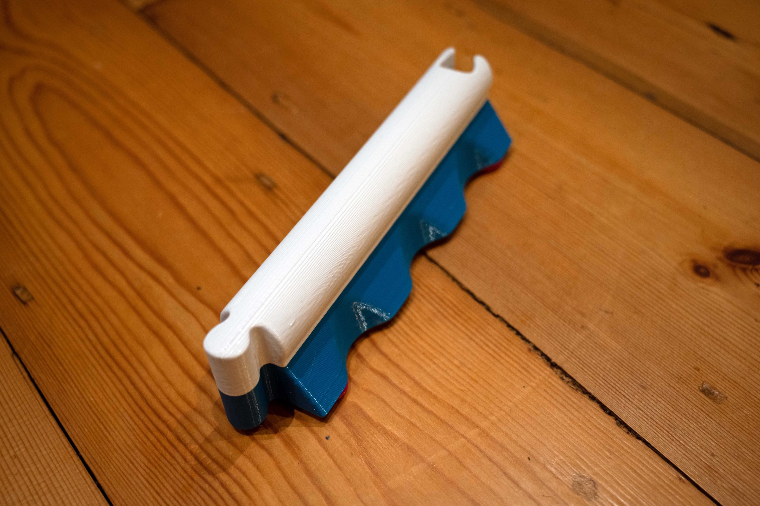 Teenie Tiny Tightwire Trainer (Small & Straight)